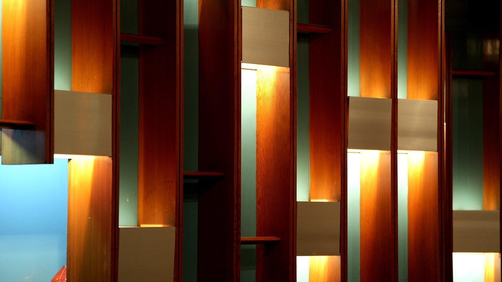 Original interior of the El Aurassi hotel in Algiers, designed under architect Luigi Moretti, 2006. Julien Claessens, Beau Edition