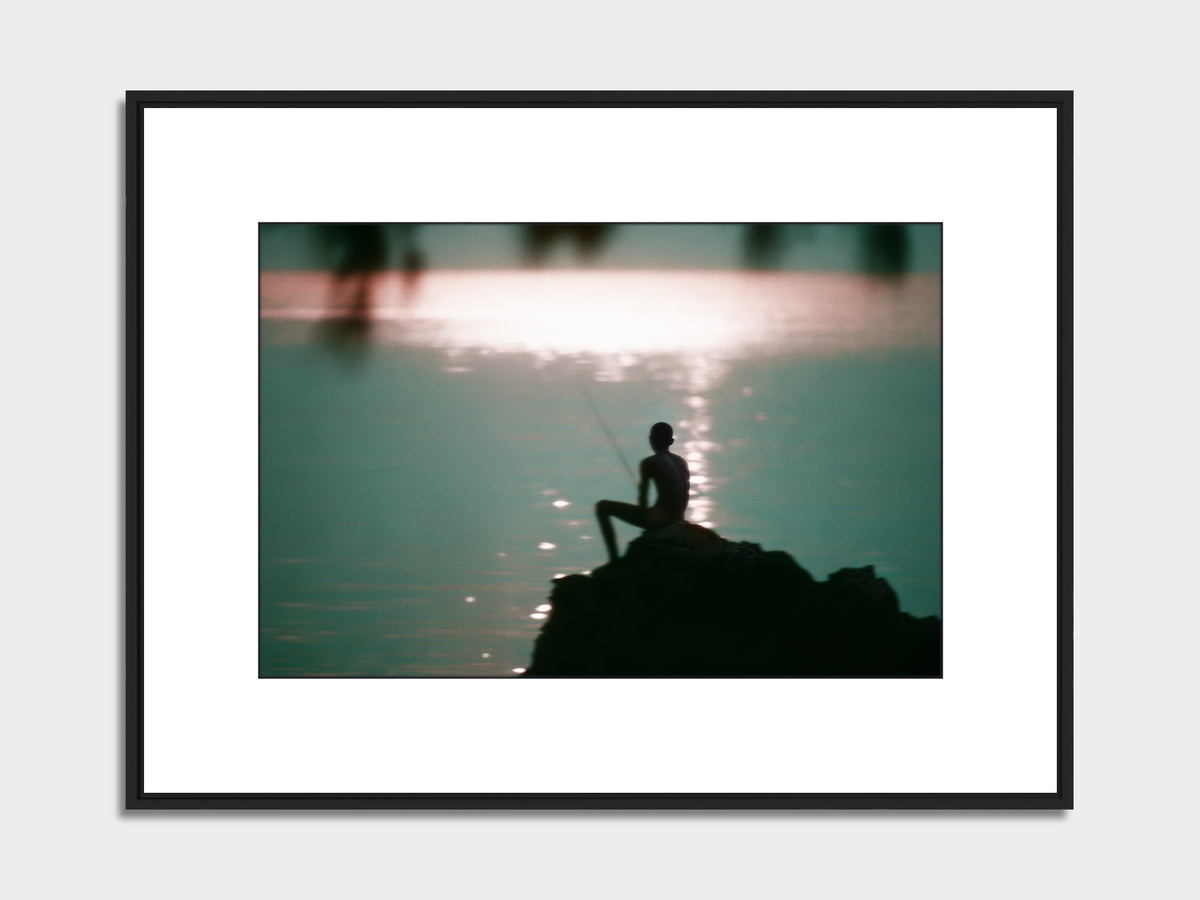 Mauritius 15 – Albion fine art print, black matt floater frame | Beau Edition