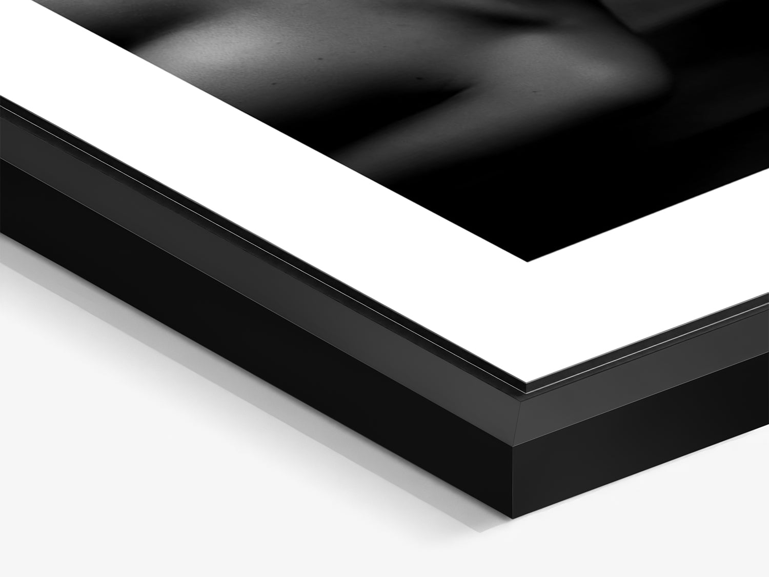 Veil 02 – gros plan du cadre flottant noir mat, tirage d'art photographique | Édition Beau