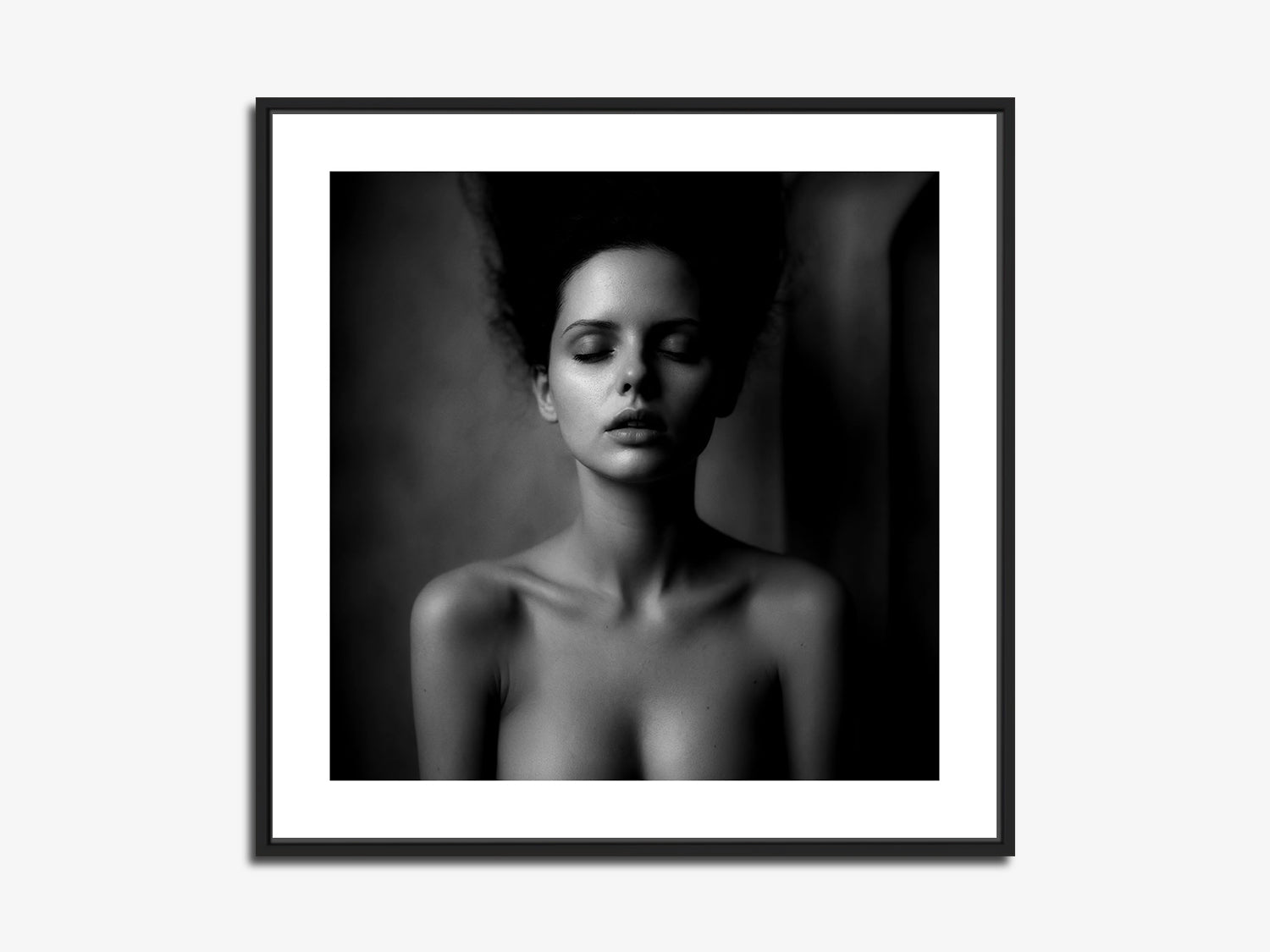 Veil 02 – fine art photography print, black matt floater frame | Beau Edition