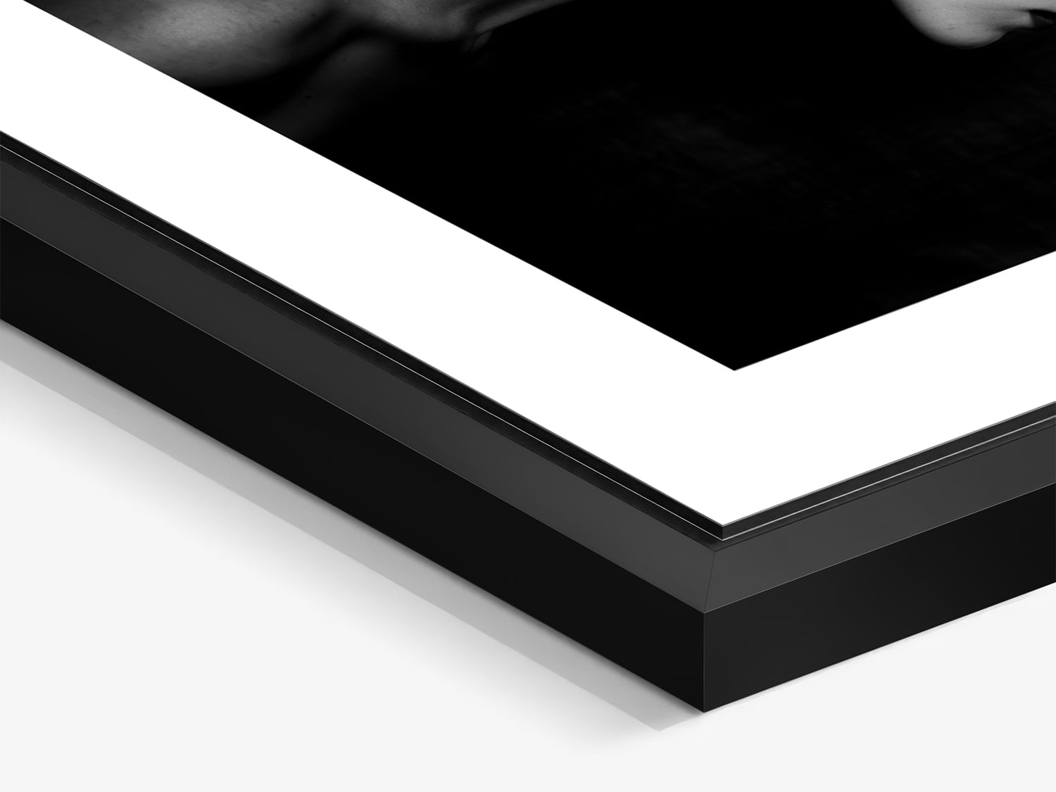 Veil 04 – gros plan du cadre flottant noir mat, tirage d'art photographique | Édition Beau